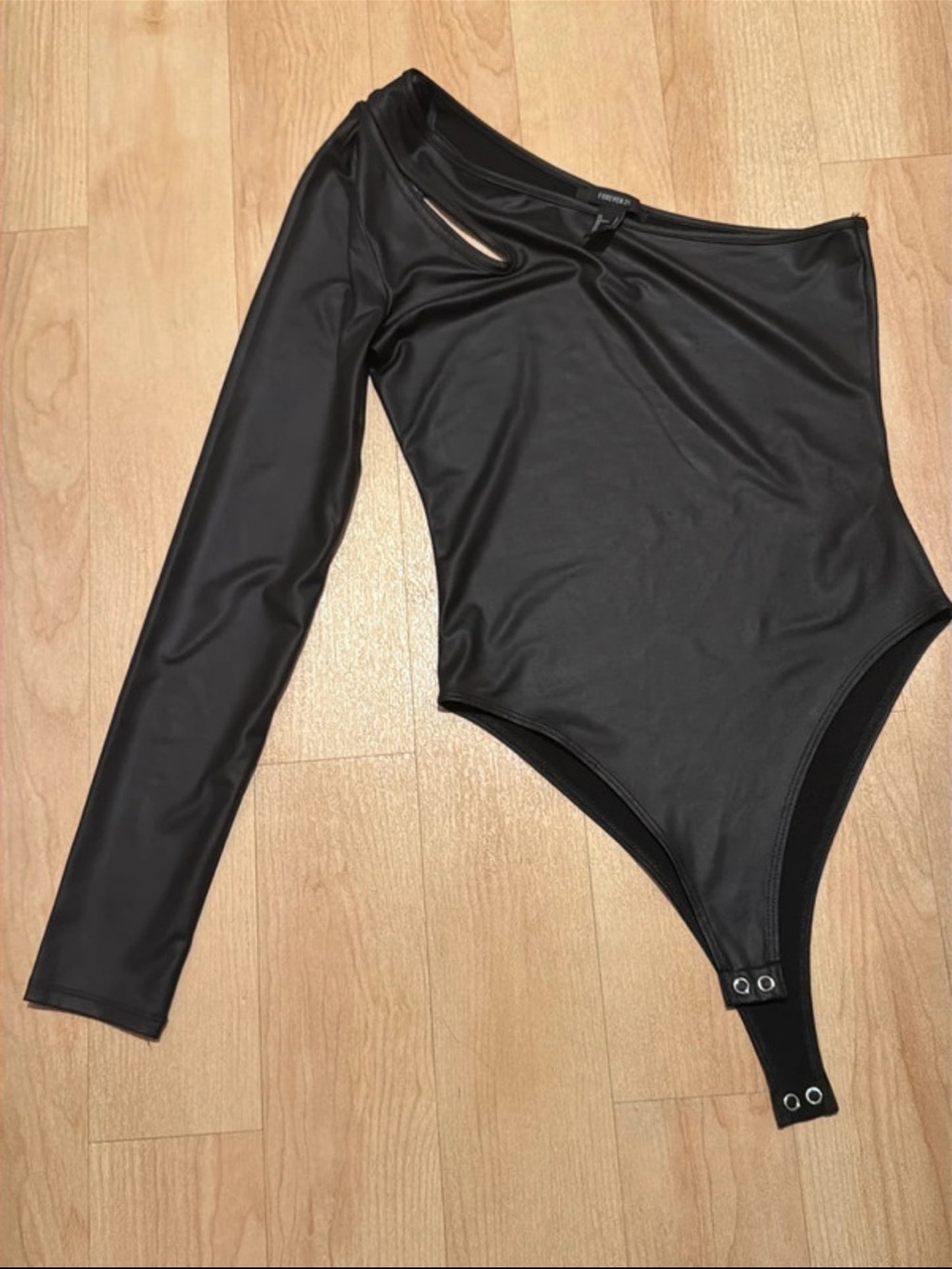 Forever 21 Black Asymmetric One-Shoulder Long Sleeve Bodysuit with Cutout